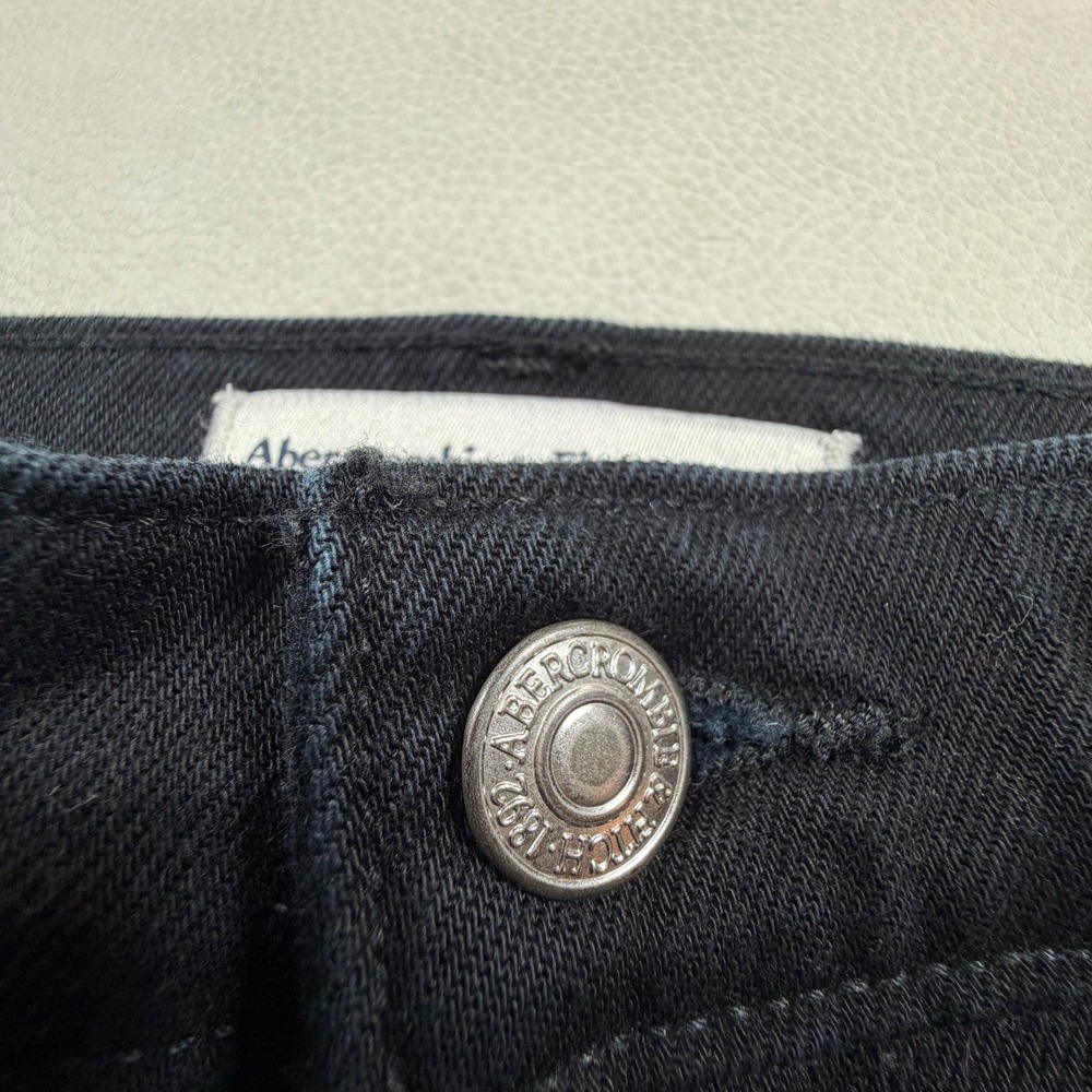 Abercrombie & Fitch High Rise 90s Relaxed Jeans Black Size 26 Long Straight Leg - Picture 6 of 10